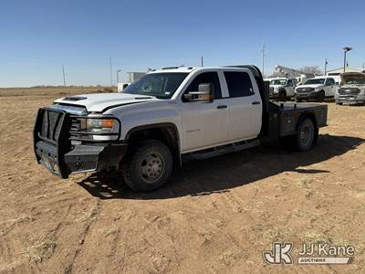 2019 GMC Sierra 3500HD Crew-Cab Flatbed Truck