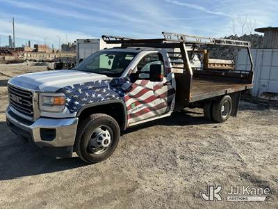 2015 GMC Sierra 3500HD Base Long Box 4WD Flatbed Truck