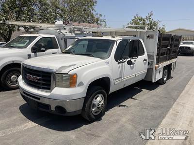 2009 GMC Sierra 3500HD Stake Truck