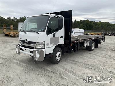 2018 Hino 195 Stake Truck