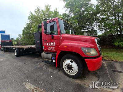 2014 Hino 268 Flatbed Truck
