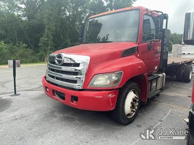 2014 Hino 268 Flatbed Truck