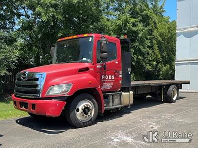 2014 Hino 268 Flatbed Truck