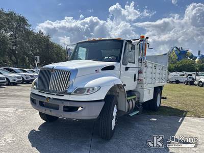 2016 International 4300 Stake Truck