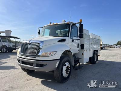 2014 International 4400 URD/Flatbed Truck