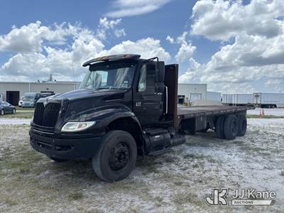 2007 International 4400 T/A Flatbed Truck