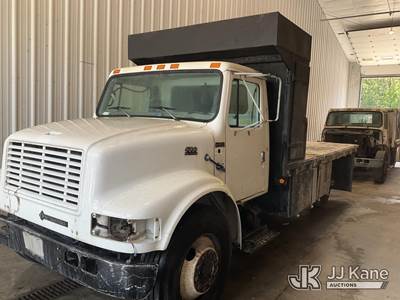 1997 International 4700 Flatbed Truck
