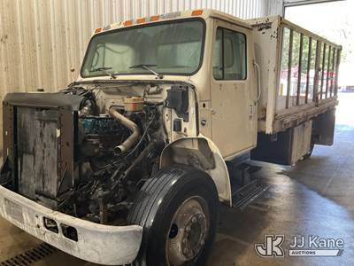 1997 International 4700 Stake Truck