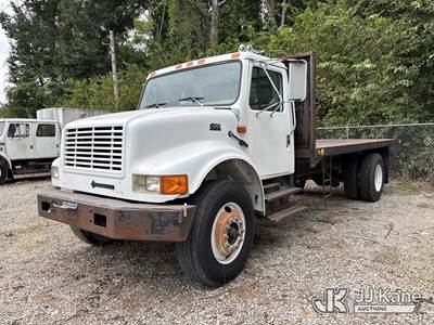 1996 International 4700 Flatbed Truck