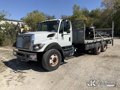 International 7500 Flatbed Truck