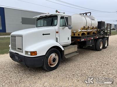 1993 International 9200 T/A Crew Cab Flatbed Truck