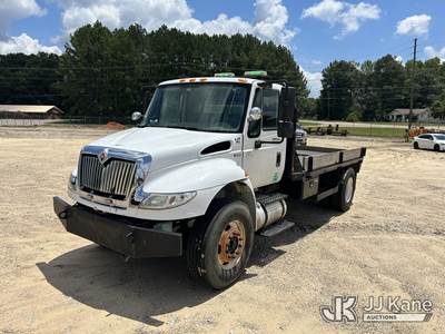 2013 International DuraStar 4400 Flatbed Truck