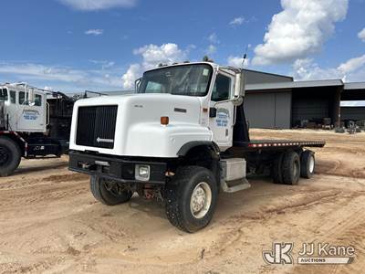 2000 International F5070 Flatbed Truck