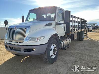 2020 International MV607 Flatbed Truck