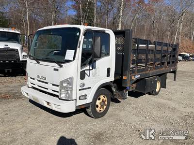 2013 Isuzu NPR Flatbed Truck