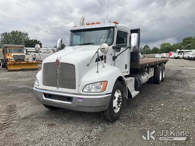 2018 Kenworth T370 Flatbed Truck