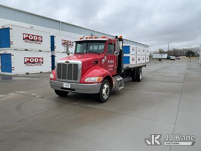 2014 Peterbilt 337 Flatbed Truck