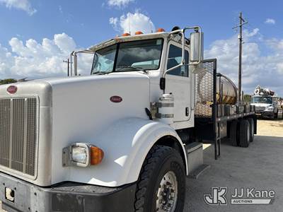 2007 Peterbilt 357 Flatbed/Tank Truck