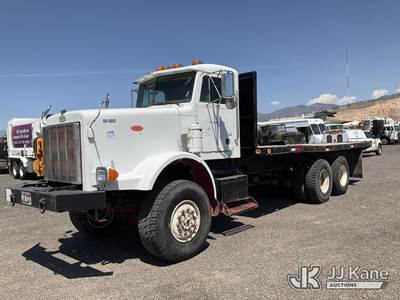 1996 Peterbilt 357 T/A Flatbed Truck