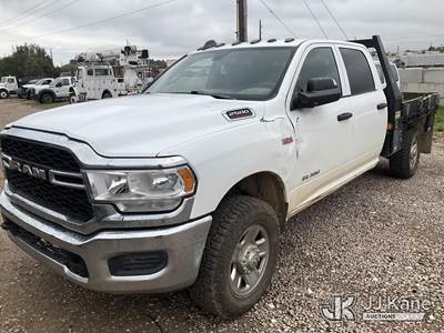 2022 RAM 2500 Crew-Cab Flatbed Truck