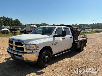 2018 RAM 3500 Crew-Cab Flatbed Truck