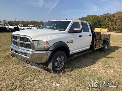 2015 RAM 5500 4x4 Crew-Cab Flatbed Truck