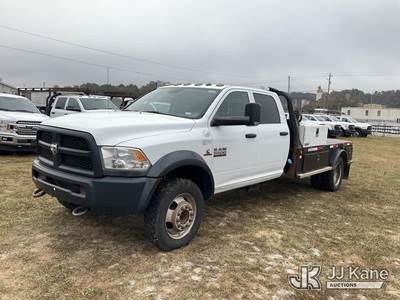 2018 RAM 5500 4x4 Crew-Cab Flatbed Truck