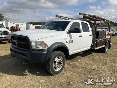 2018 RAM 5500 4x4 Crew-Cab Flatbed Truck