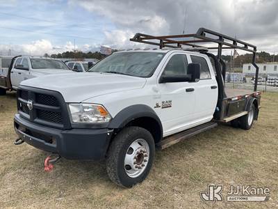 2018 RAM 5500 4x4 Crew-Cab Flatbed Truck