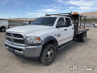 2013 RAM 5500 4x4 Crew-Cab Flatbed Truck