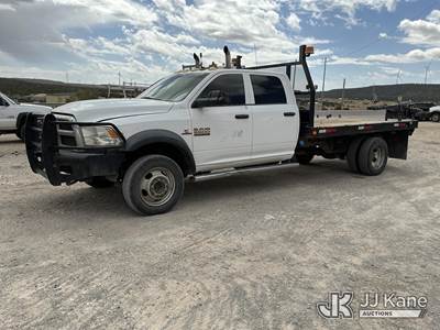 2014 RAM 5500 4x4 Crew-Cab Flatbed Truck