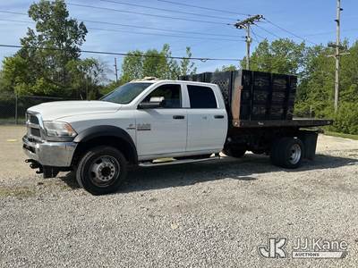2013 RAM 5500 Crew Cab Flatbed Truck