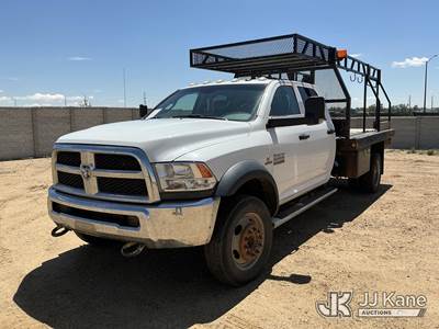 2018 Ram 5500 4x4 Crew-Cab Flatbed Truck