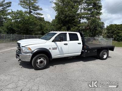 2018 Ram 5500 4x4 Crew-Cab Flatbed Truck