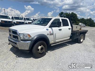 2018 RAM 5500 Crew Cab SWB DRW Flatbed Truck