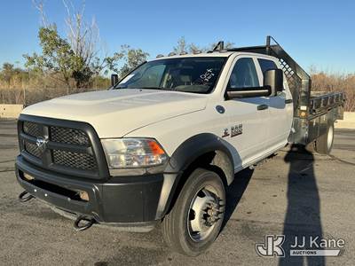 2014 Ram 5500 4x4 Crew-Cab Flatbed Truck