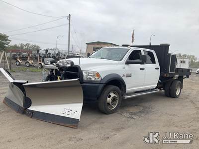 2018 Ram 5500 4x4 Crew-Cab Flatbed Truck