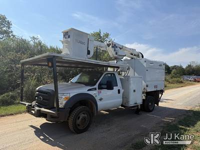 Ford F-550 Forestry Bucket Truck