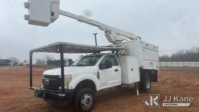 Altec AT37G, 42 ft, Articulating & Telescopic Bucket Truck