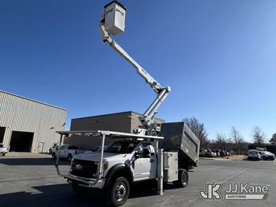 Duralift DTAX-45 FP, 50 ft, Articulating & Telescopic Bucket Truck