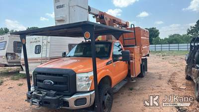 Versalift SST40EIH, 45 ft, Articulating & Telescopic Bucket Truck