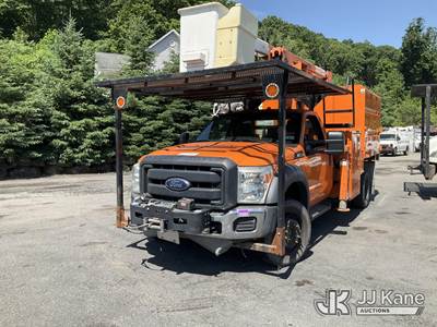Versalift SST40EIH, 45 ft, Articulating & Telescopic Bucket Truck
