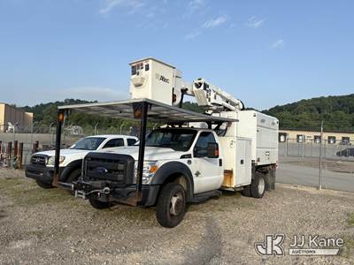 Altec AT37G, 42 ft, Articulating & Telescopic Bucket Truck