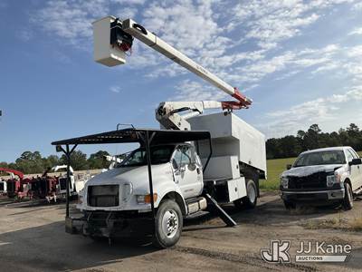 HiRanger XT55, 60 ft, Bucket Truck