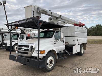 HiRanger XT55, 60 ft, Bucket Truck