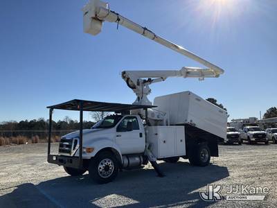 Altec LRV60-E70, 75 ft, Over-Center Elevator Bucket Truck
