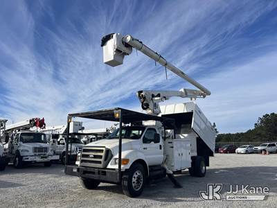 Altec LRV-60E70, 75 ft, Over-Center Elevator Bucket Truck