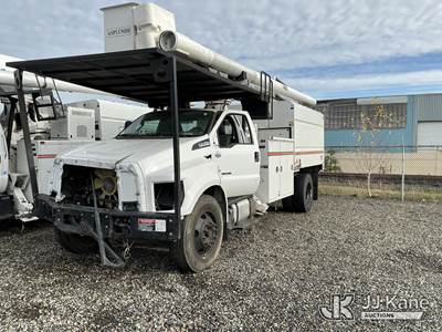 Altec LRV-60E70, 75 ft, Over-Center Elevator Bucket Truck