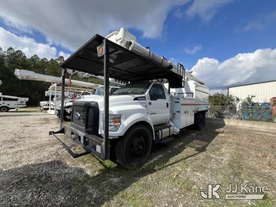 Altec LR7-60E70, 75 ft, Over-Center Elevator Bucket Truck