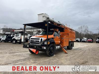 Altec LR760E70, 75 ft, Over-Center Elevator Bucket Truck